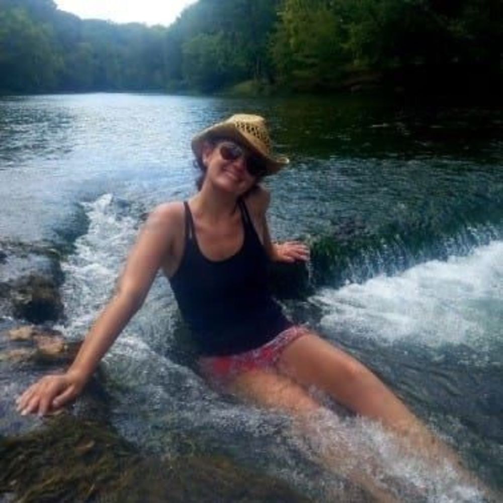 Meet your Posher, Becky